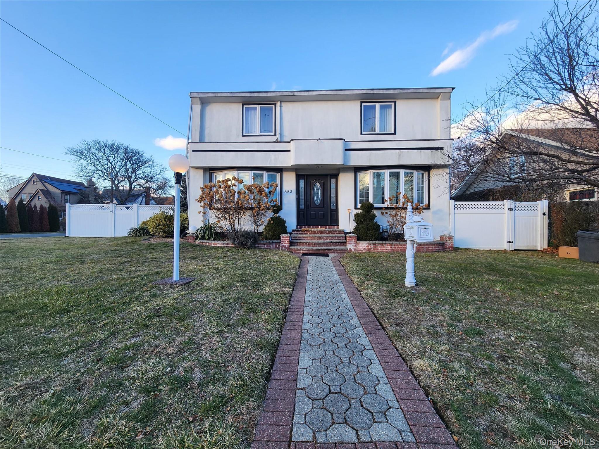 883 Mckenna Avenue Property Photo 6
