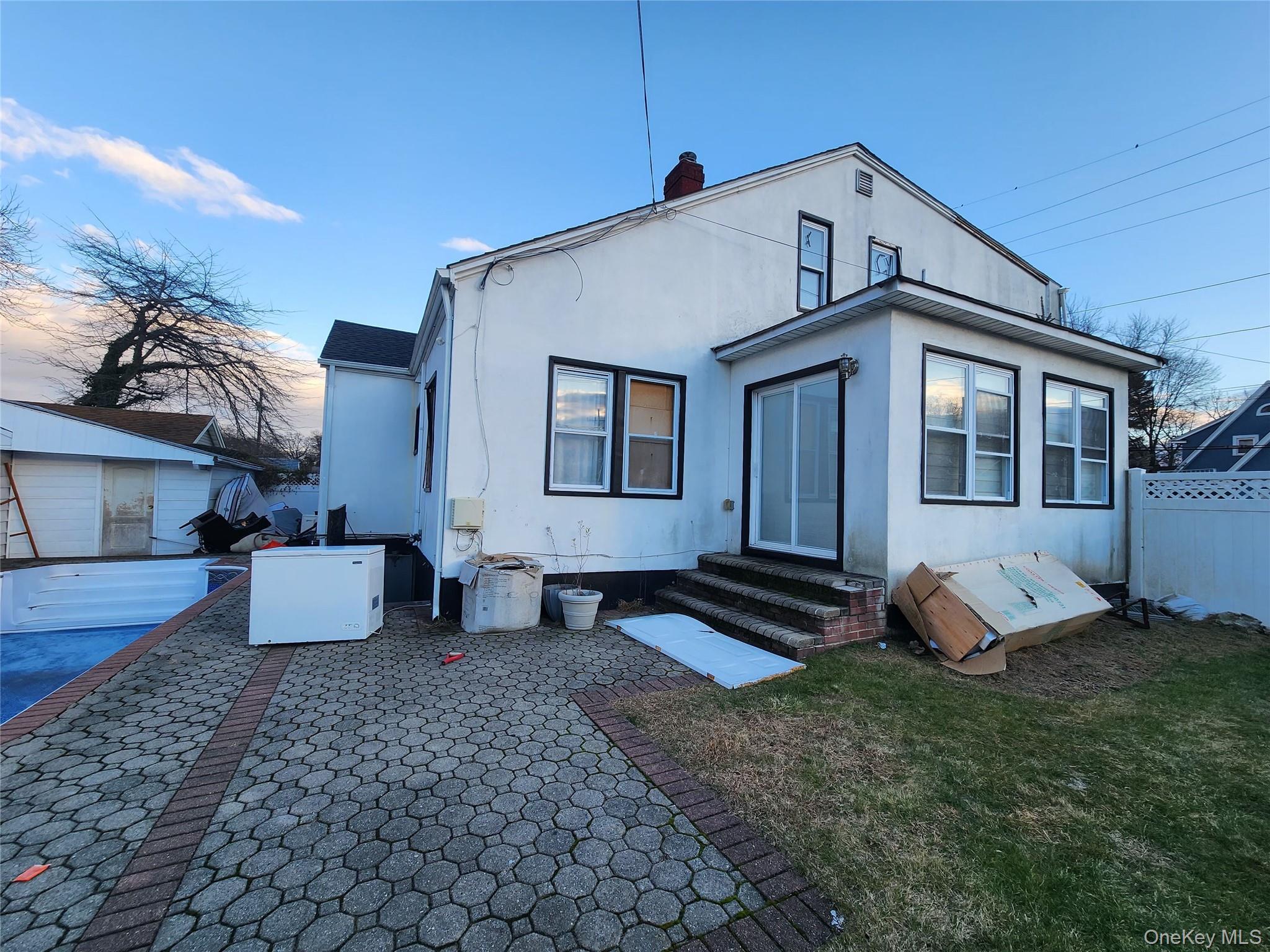 883 Mckenna Avenue Property Photo 23