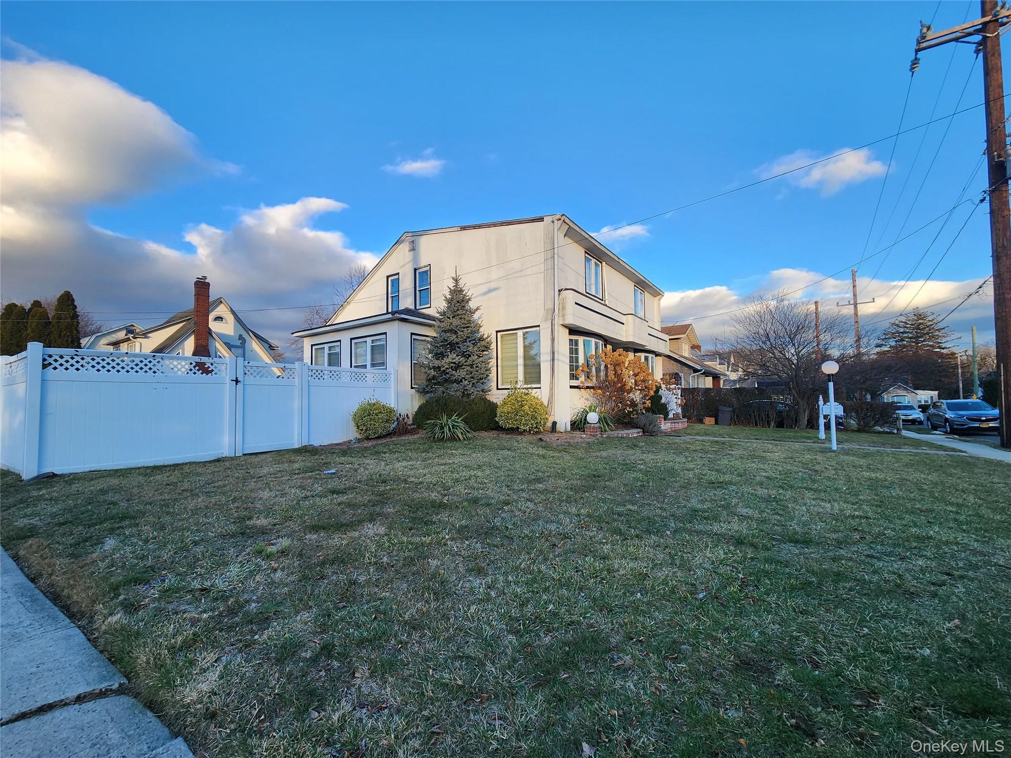 883 Mckenna Avenue Property Photo 25