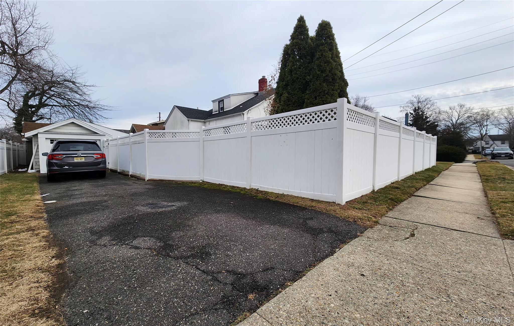 883 Mckenna Avenue Property Photo 26