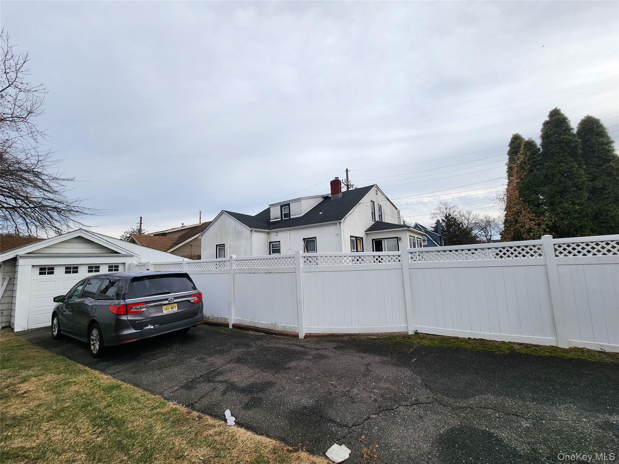 883 Mckenna Avenue Property Photo 28