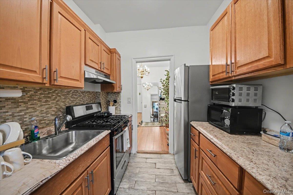 1045 Anderson Avenue 3d Property Photo 15