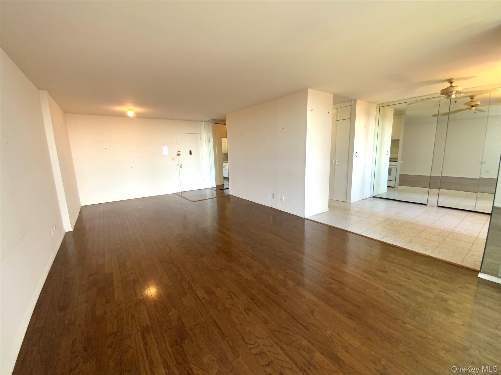27010 Grand Central Parkway 22s Property Photo 6