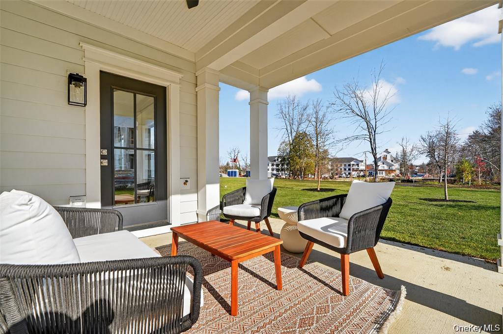 1820 Soundview Court Property Photo 36
