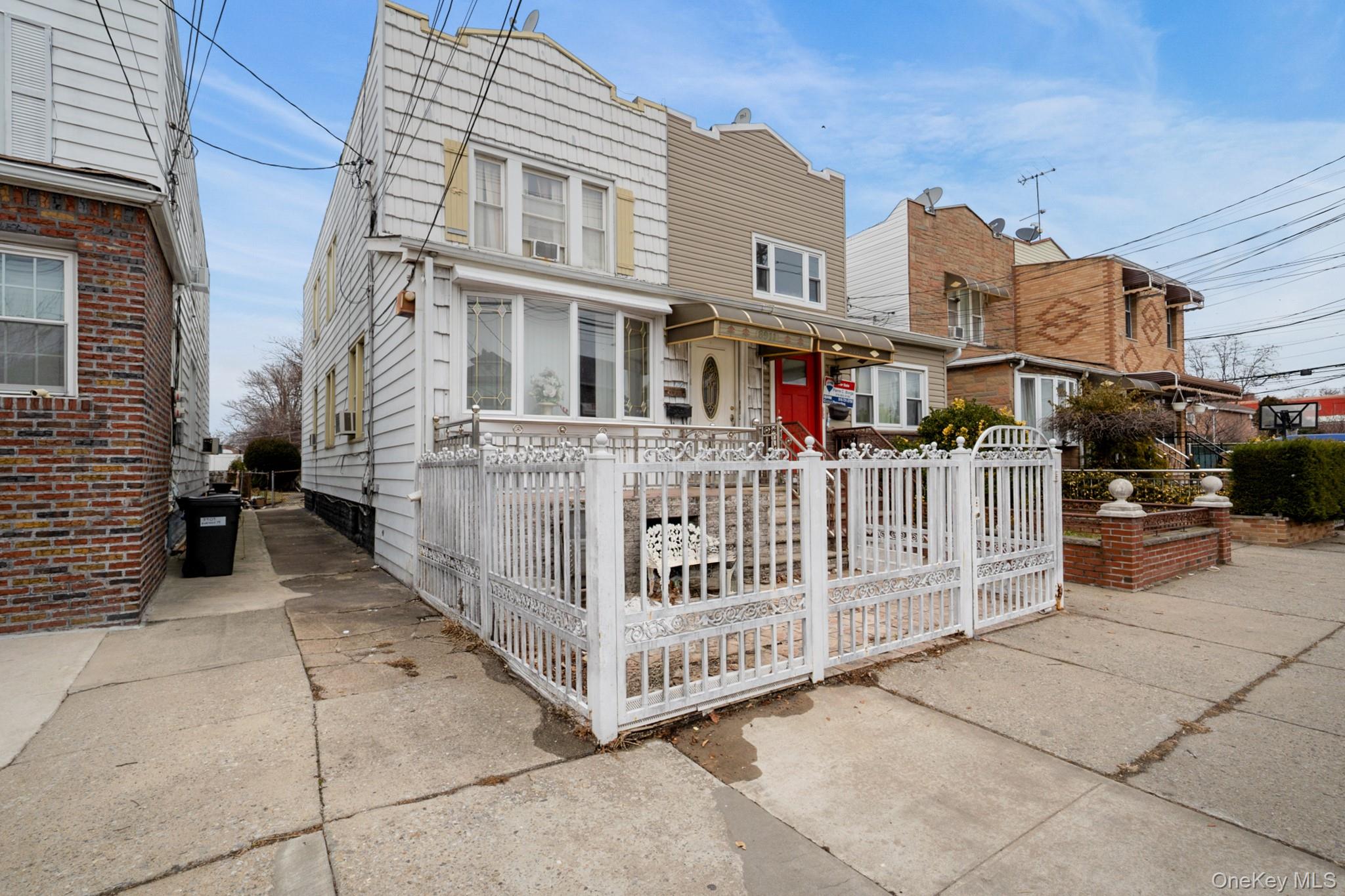 8911 Avenue M Property Photo 2