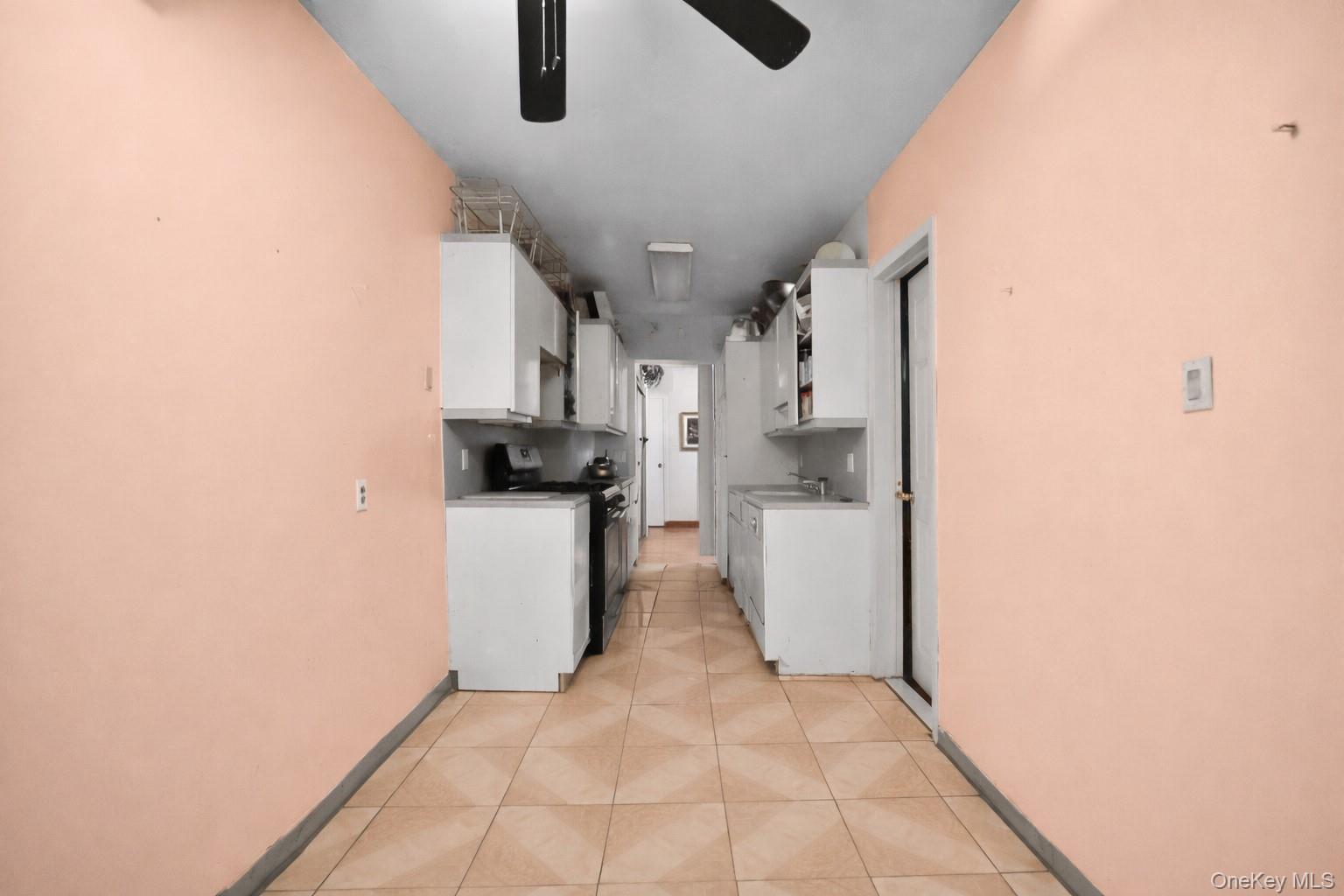 8911 Avenue M Property Photo 7