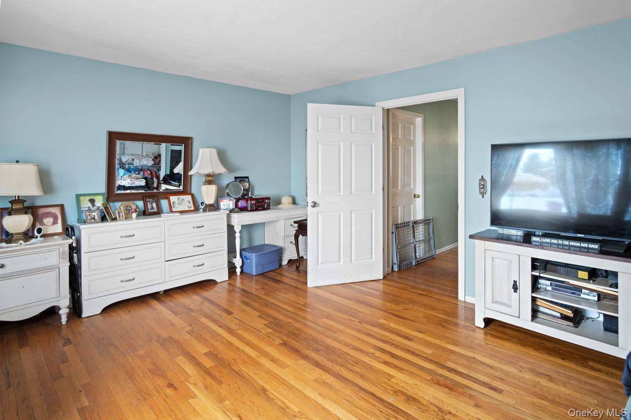 1111 Hempstead Avenue Property Photo 2
