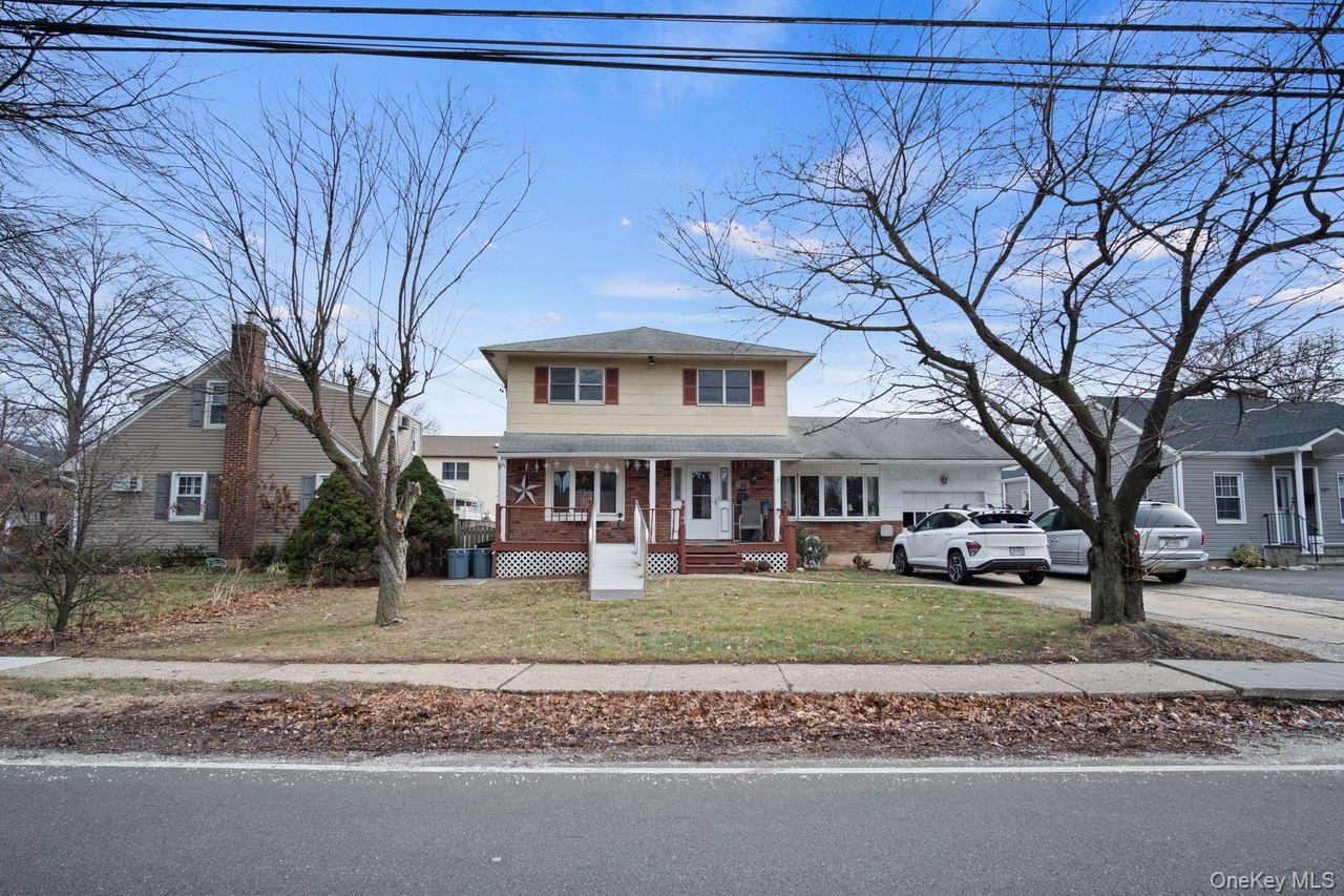 1111 Hempstead Avenue Property Photo 3