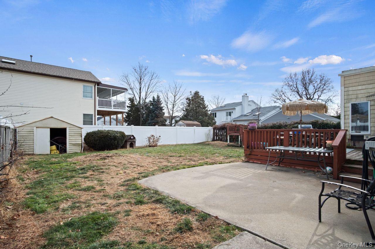 1111 Hempstead Avenue Property Photo 8