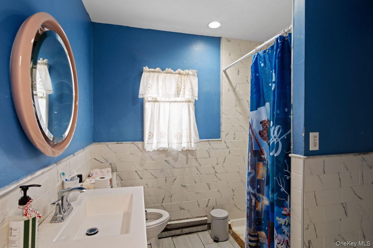1111 Hempstead Avenue Property Photo 17