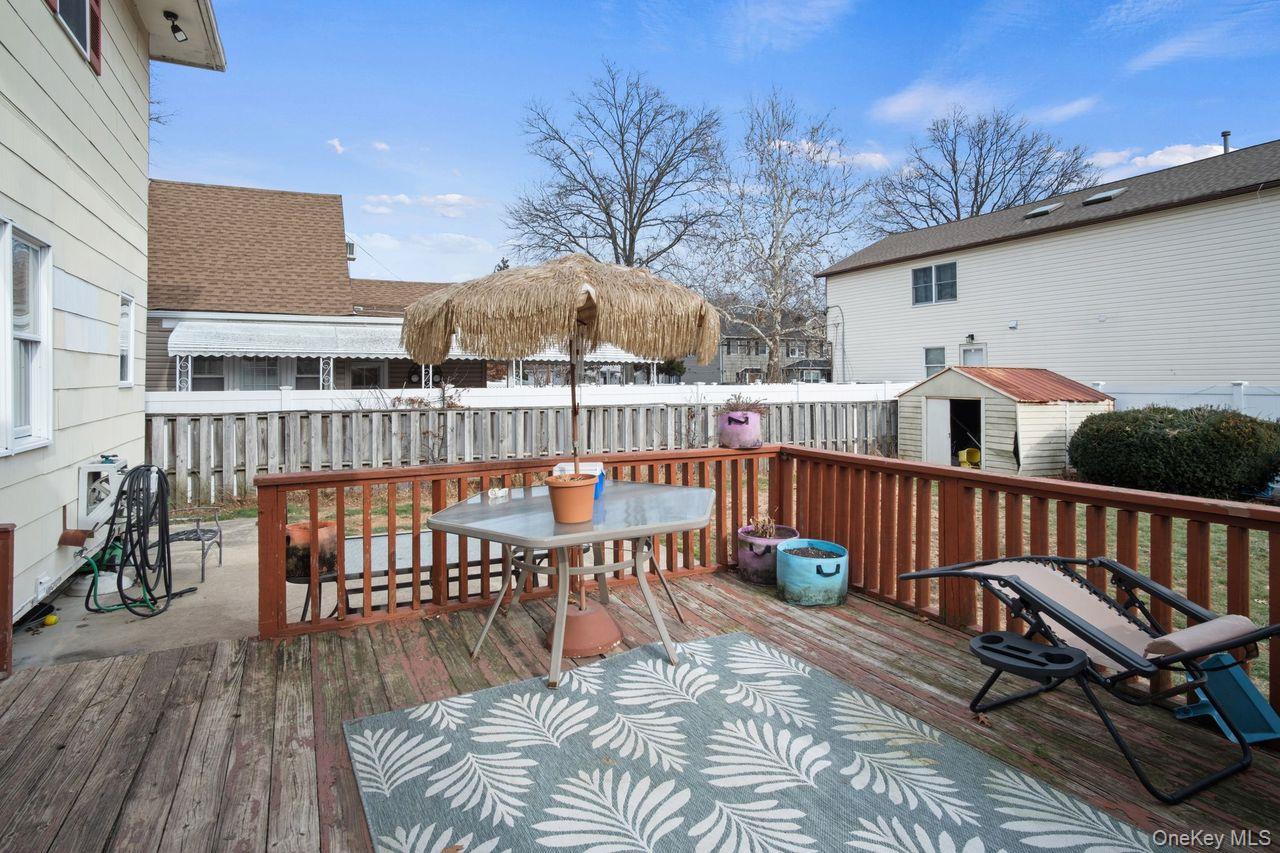 1111 Hempstead Avenue Property Photo 20