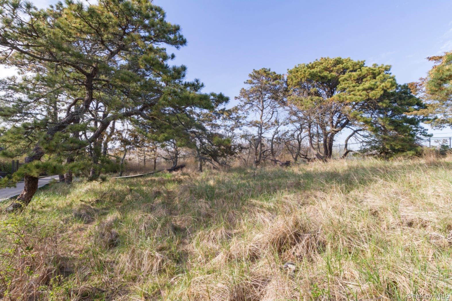 91 Clipper Roadway Property Photo 1