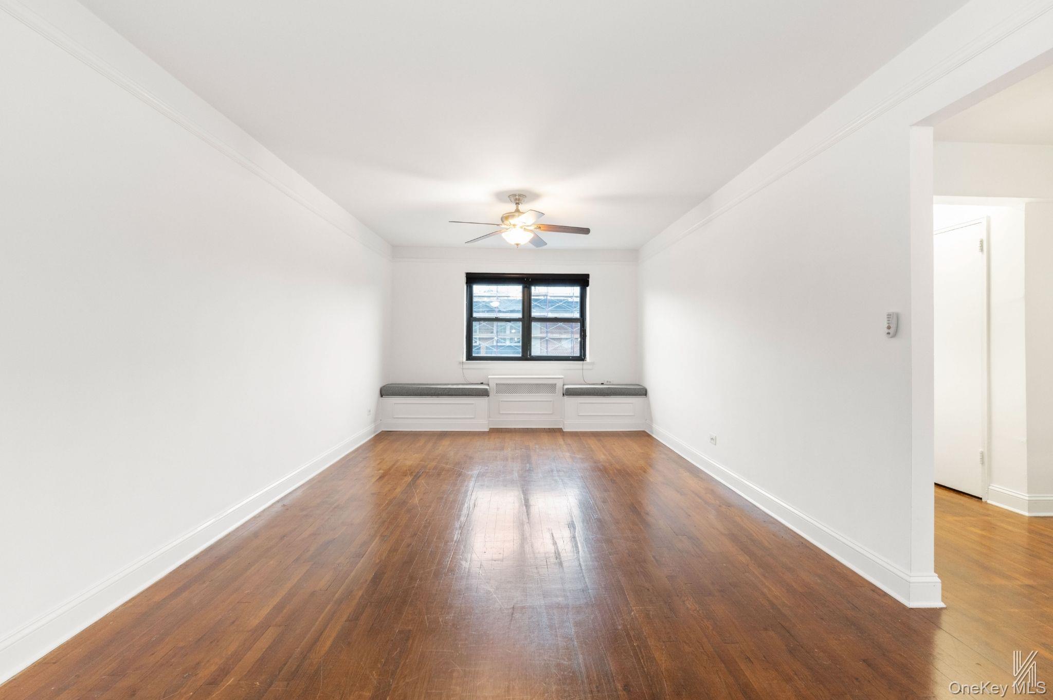 34-10 94th Street 6g Property Photo 9