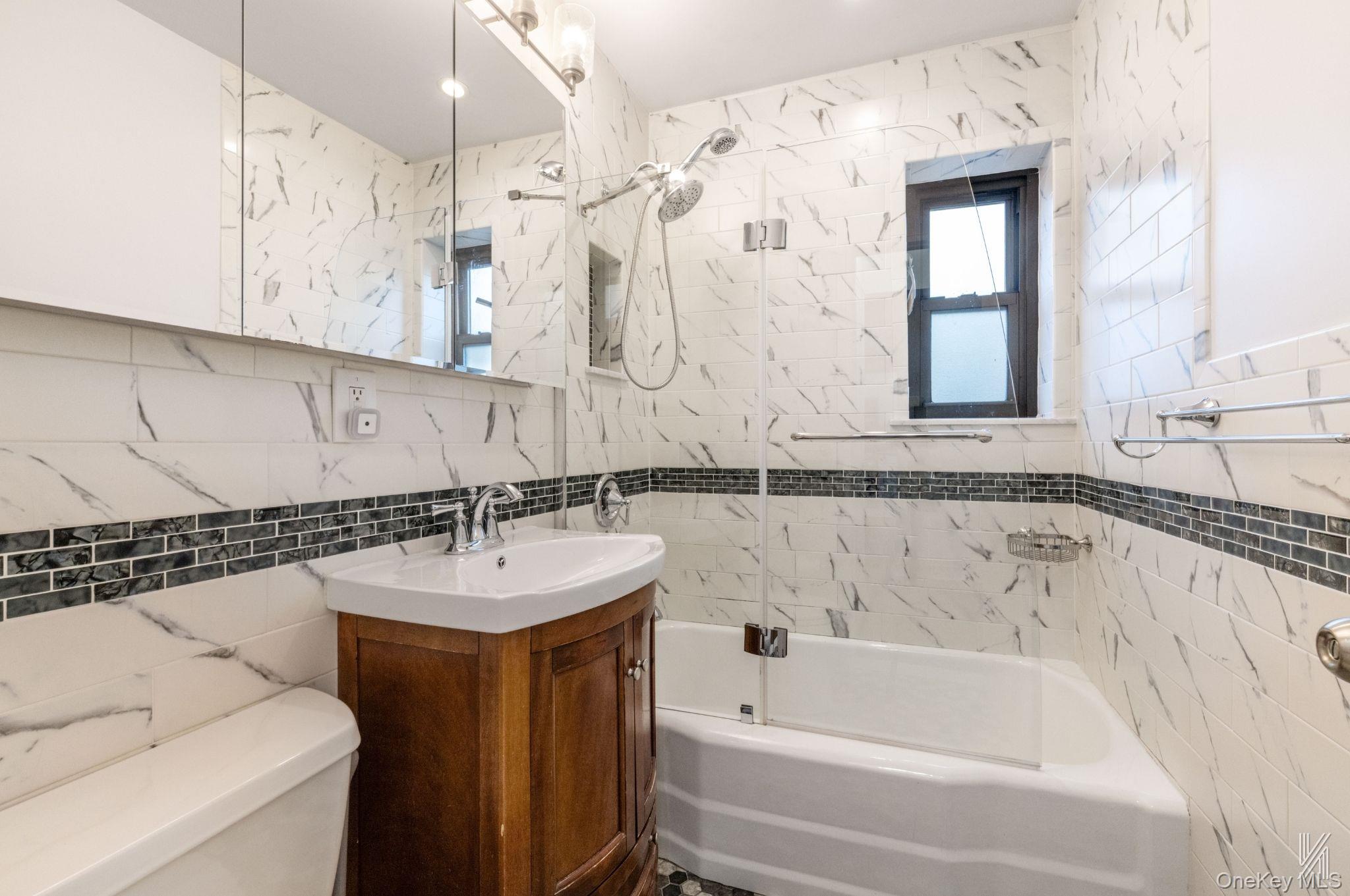 34-10 94th Street 6g Property Photo 16