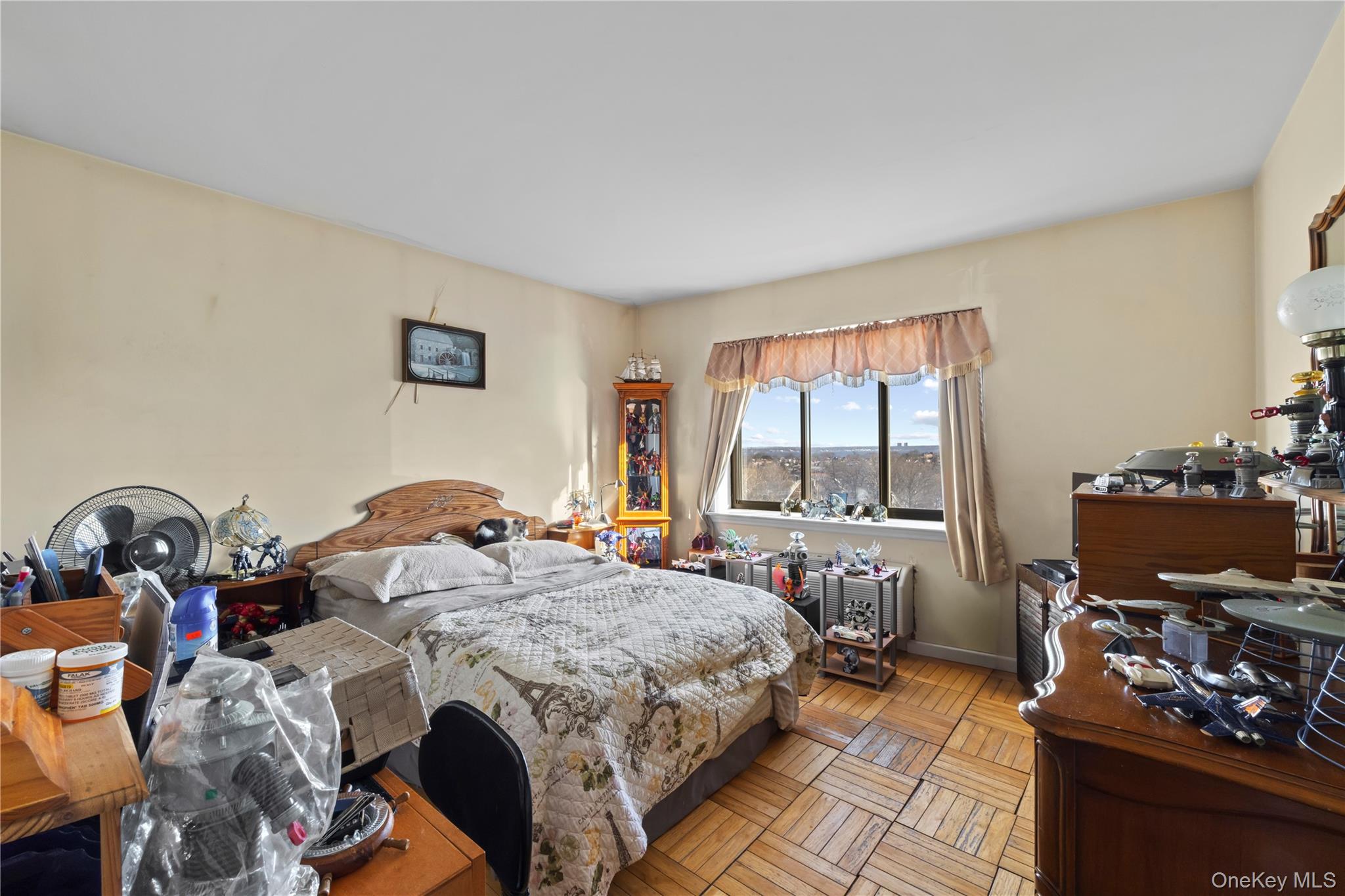 1600 Parkview Avenue 7c Property Photo 7