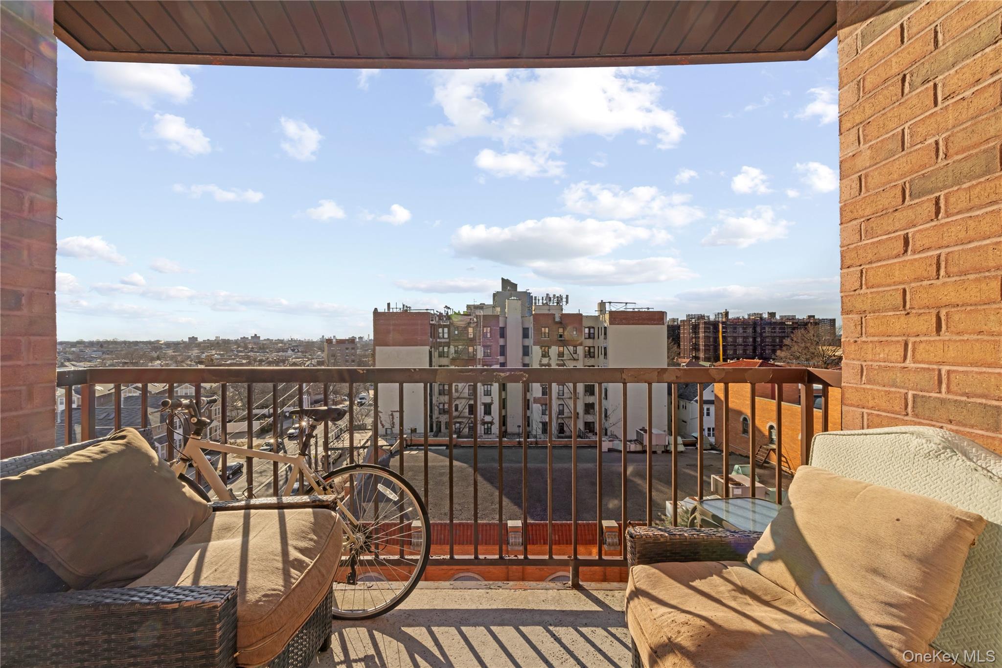 1600 Parkview Avenue 7c Property Photo 10