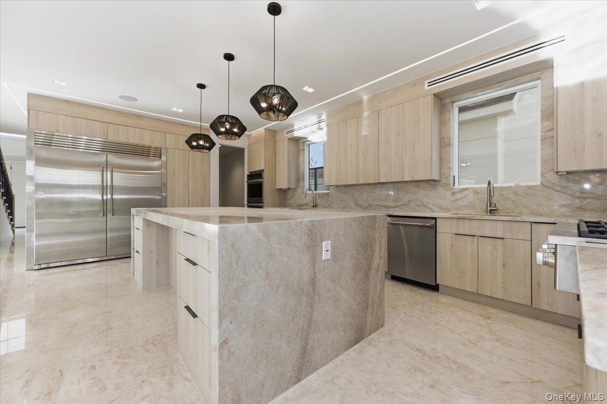 132 Park Street Property Photo 17
