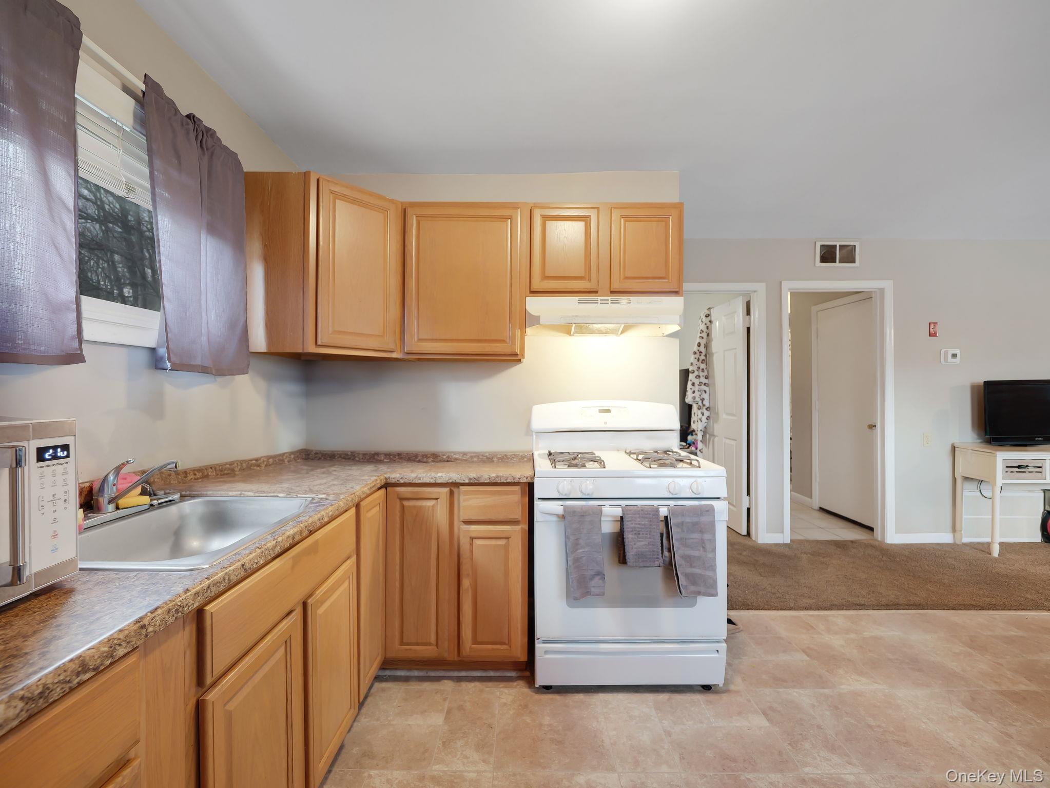 45 Webb Road Property Photo 6