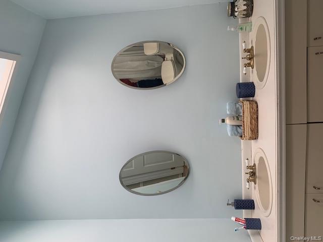 42 Towd Point Road Property Photo 10