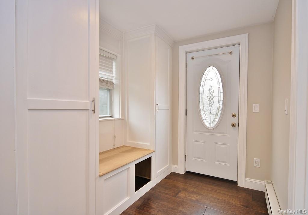 54 Midway Avenue Property Photo 5