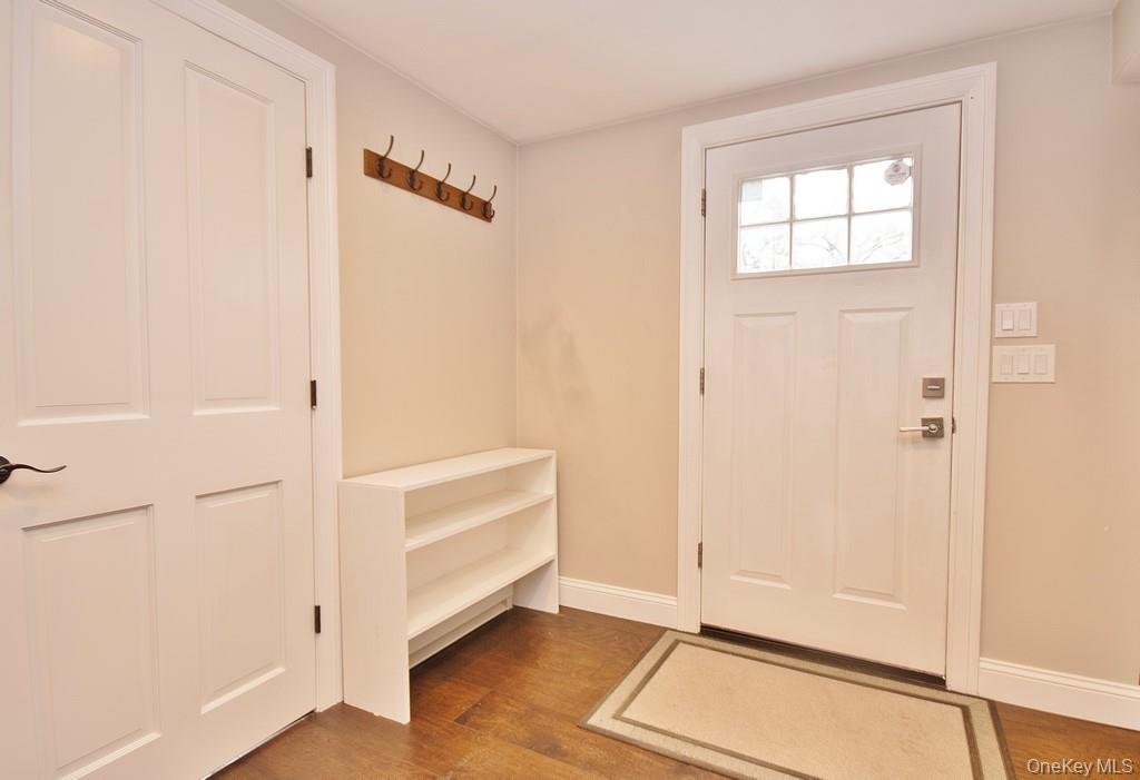 54 Midway Avenue Property Photo 14