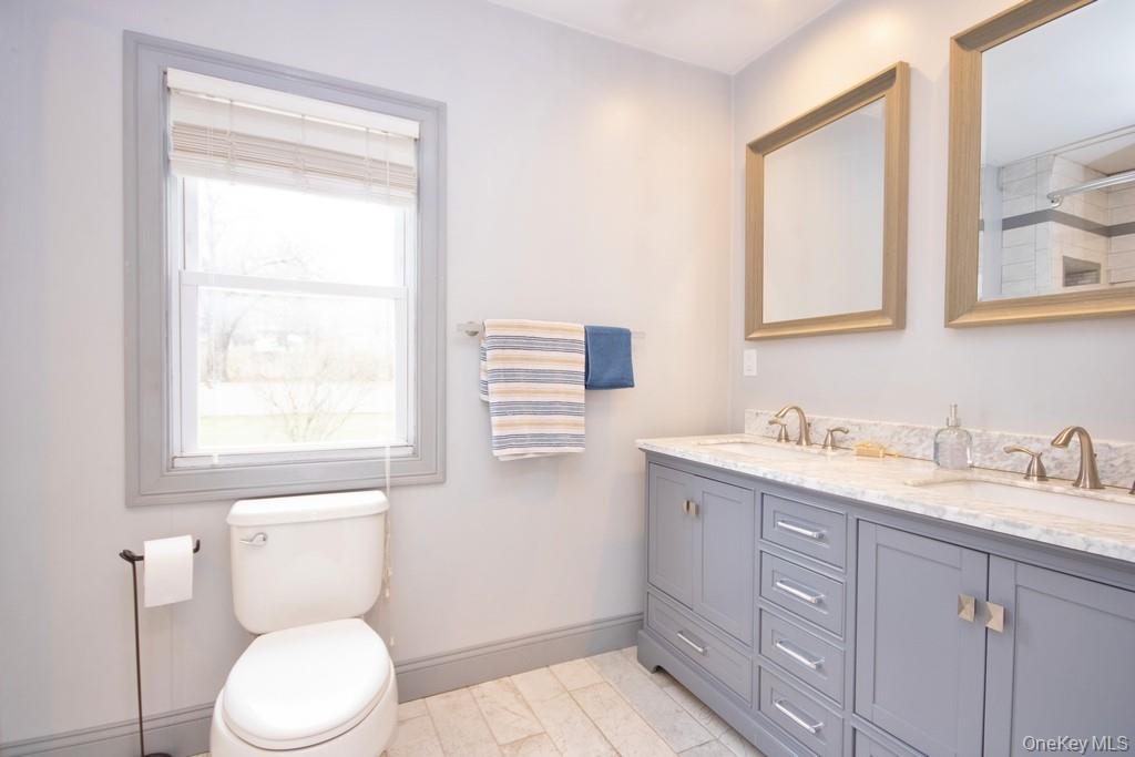 54 Midway Avenue Property Photo 18