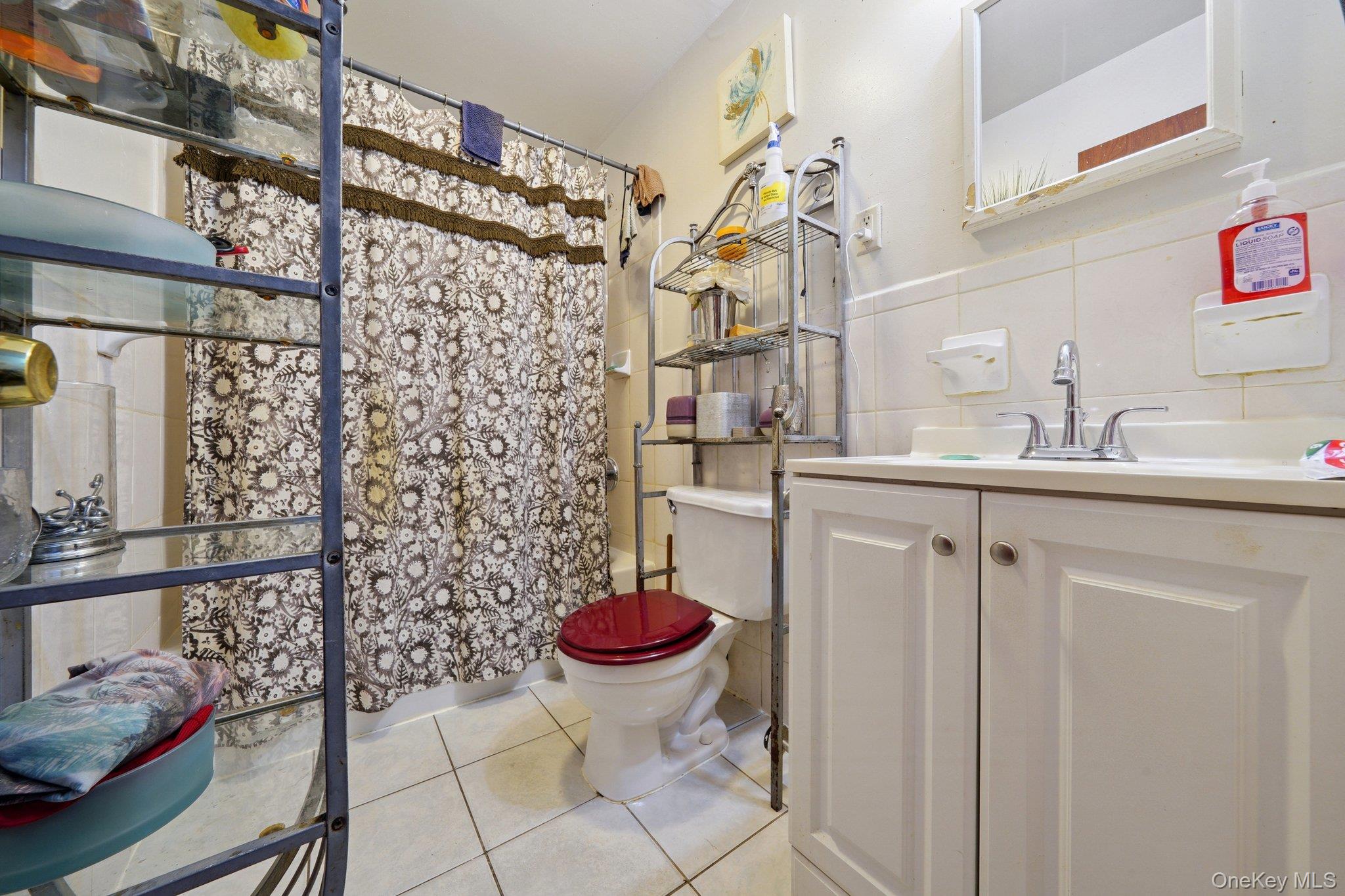 831 E 221st Street Property Photo 16