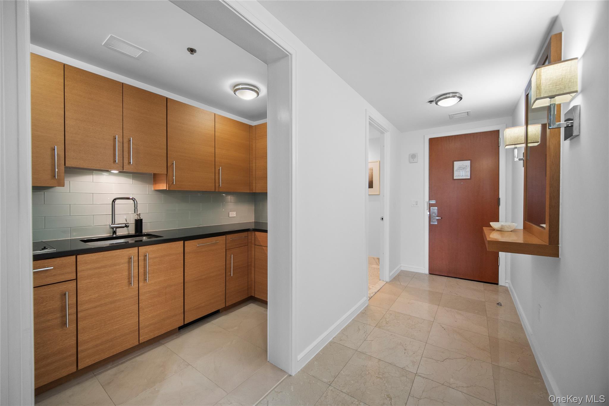 1 Renaissance Square 10c Property Photo 6