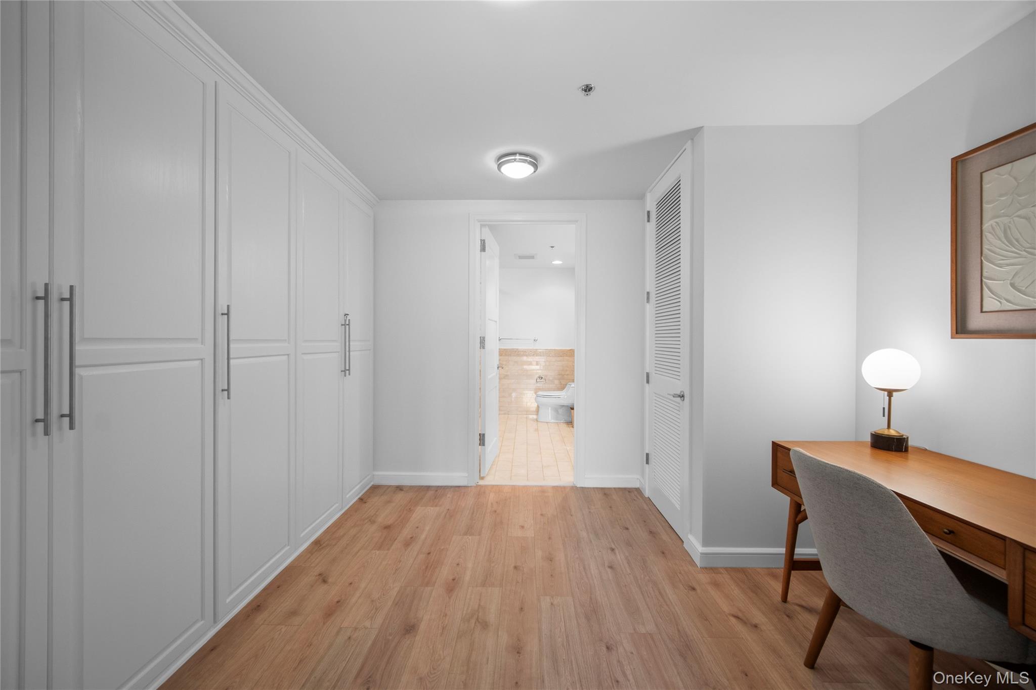 1 Renaissance Square 10c Property Photo 13