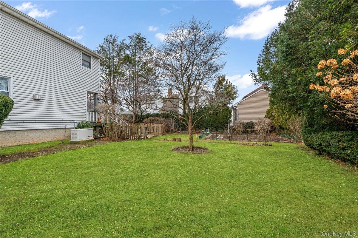 13 Elm Street Property Photo 3