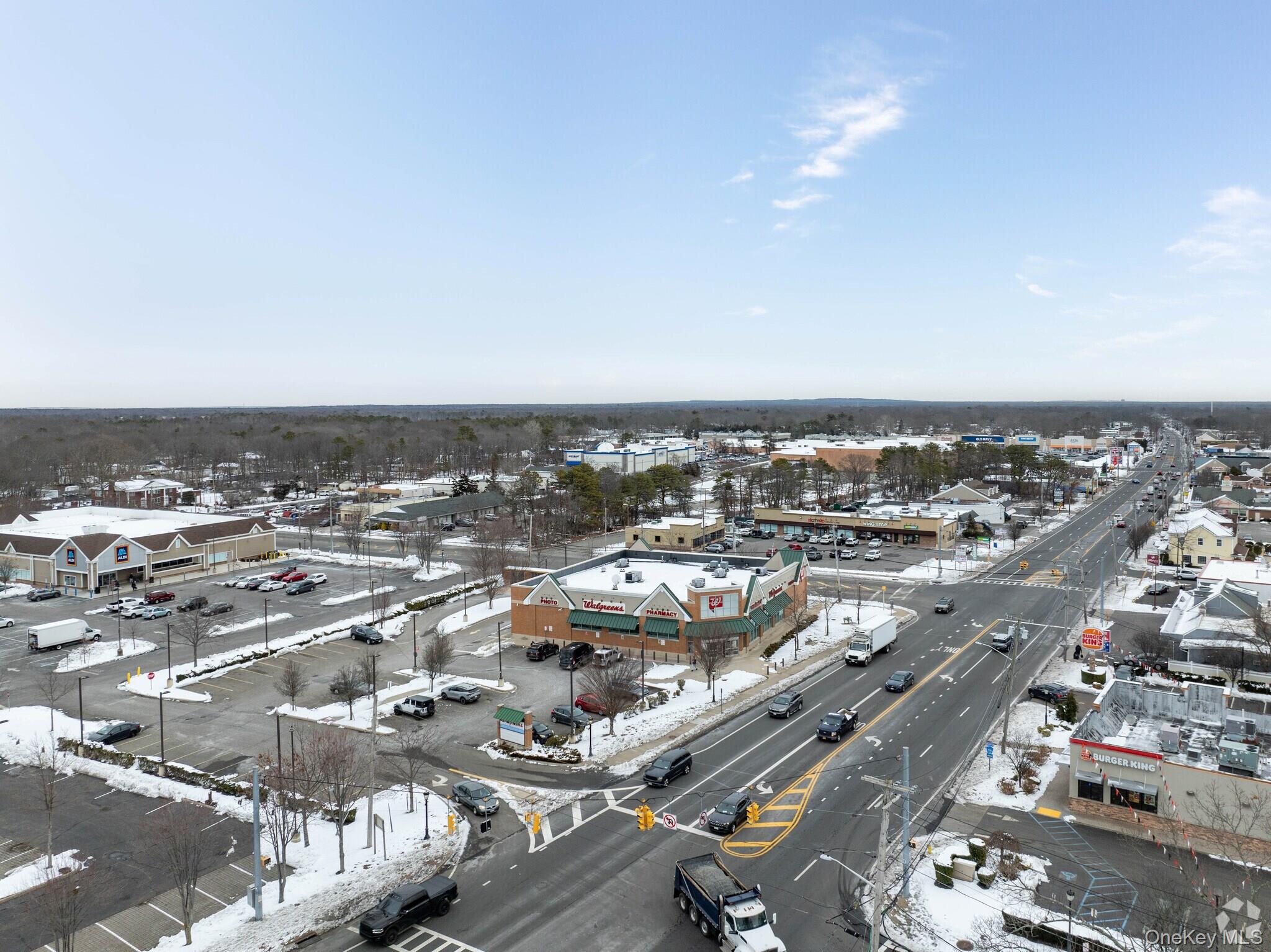 863 Montauk Highway Property Photo 8