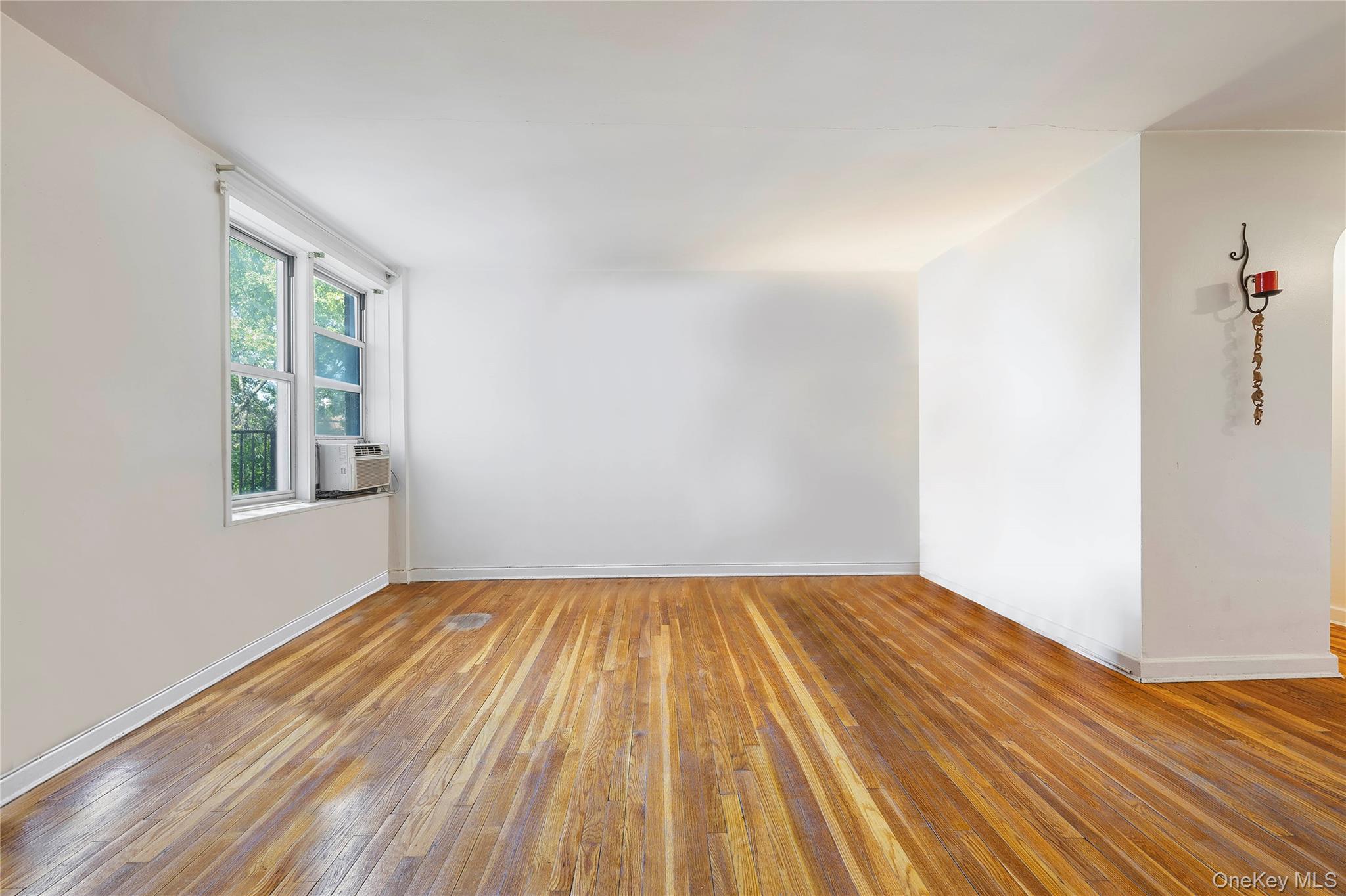 72-81 113th Street 6t Property Photo 4