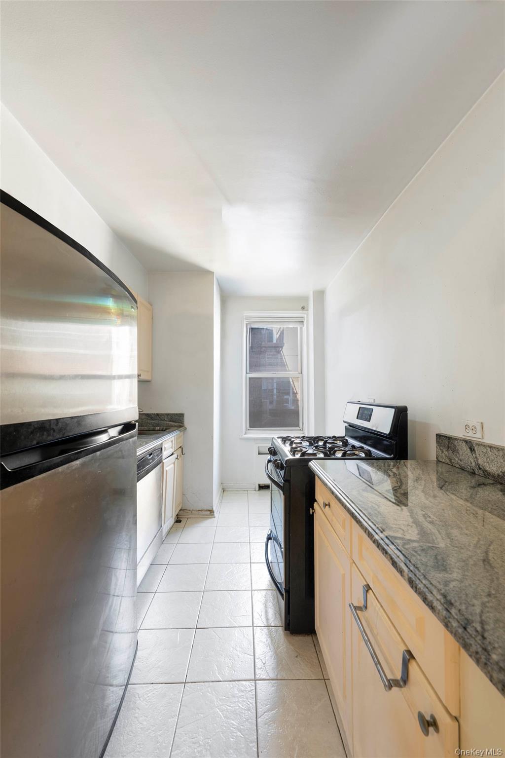 72-81 113th Street 6t Property Photo 15