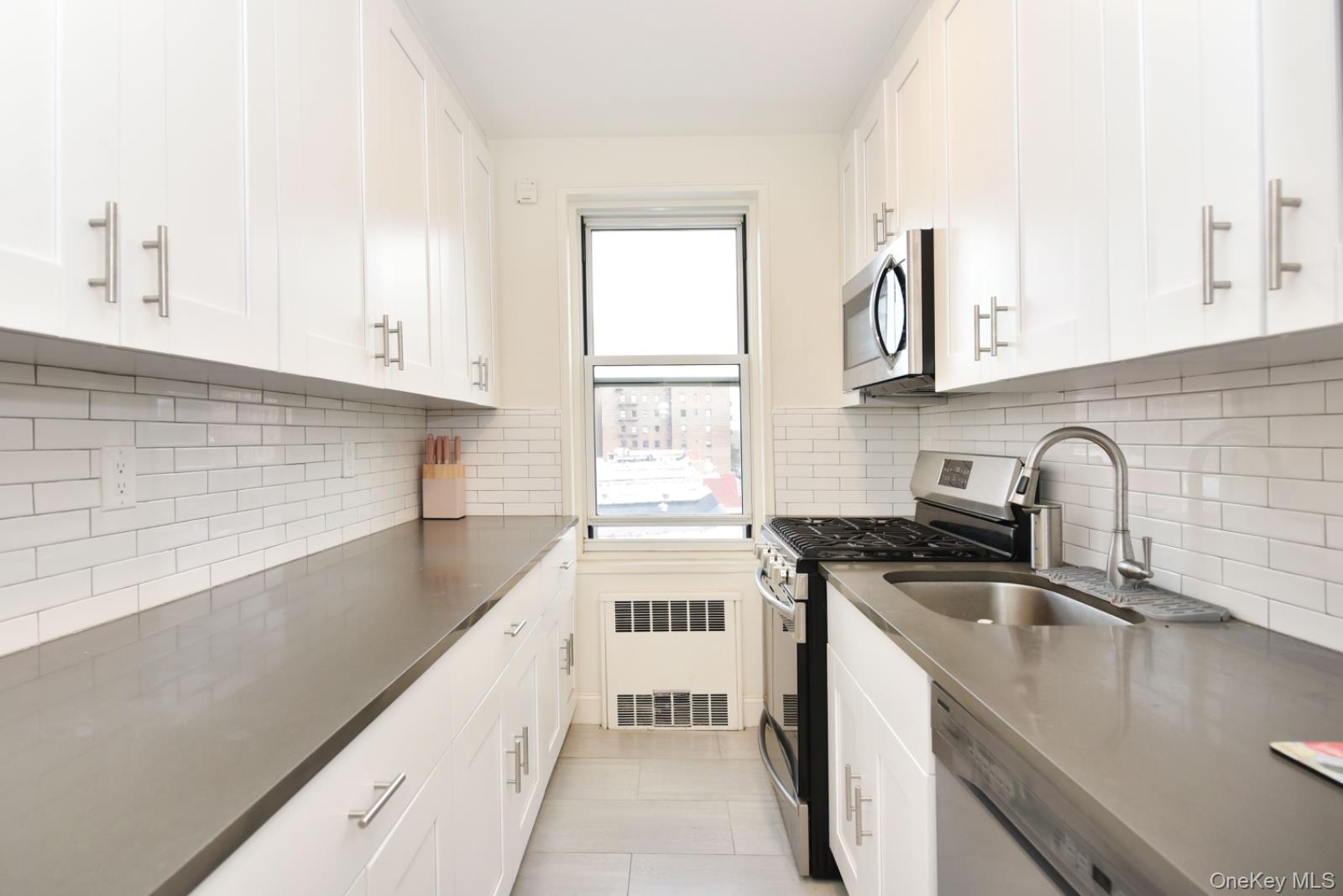 64-11 99 Street 418 Property Photo 6