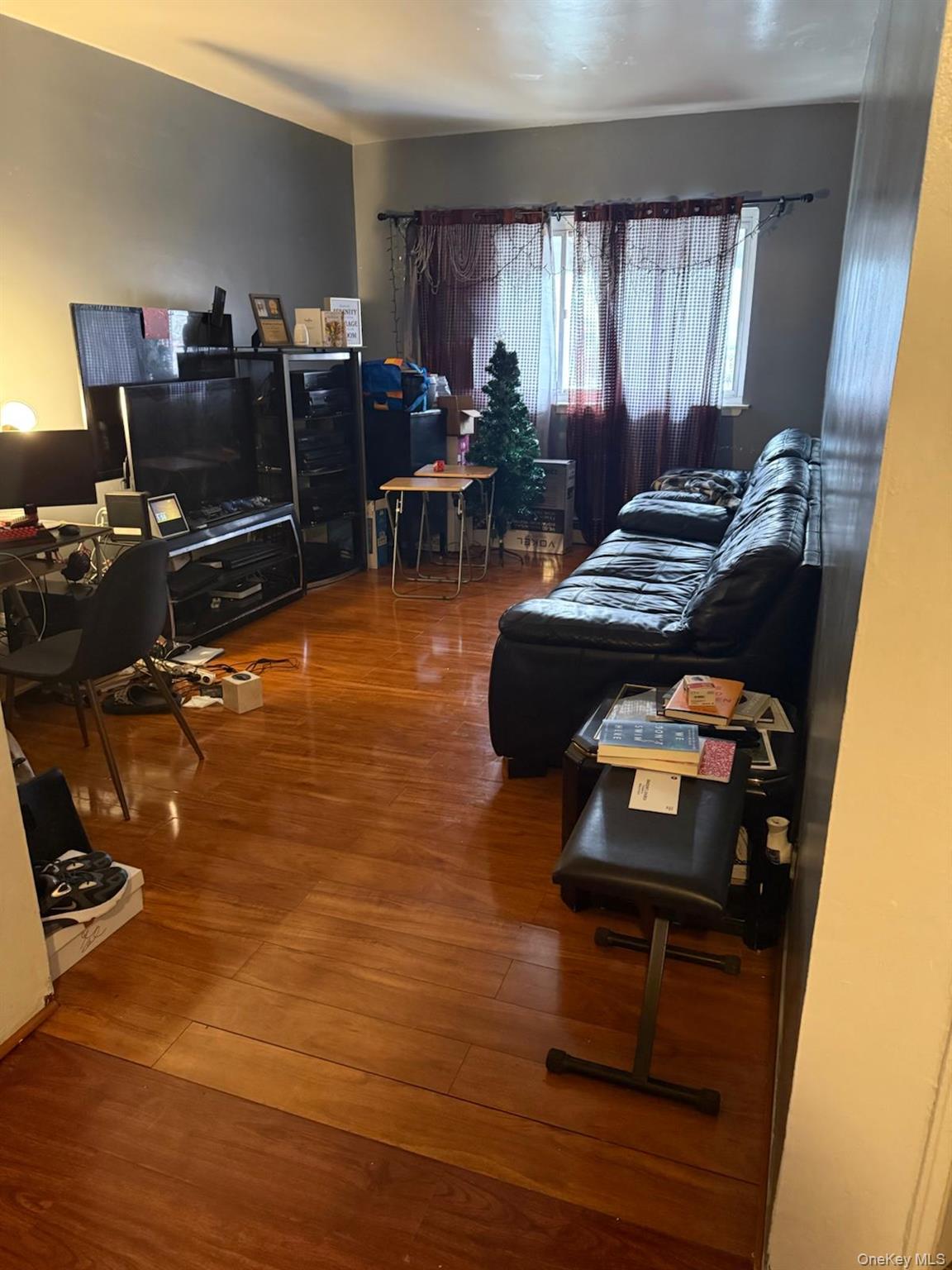 3800 Bronxwood Avenue Property Photo 4