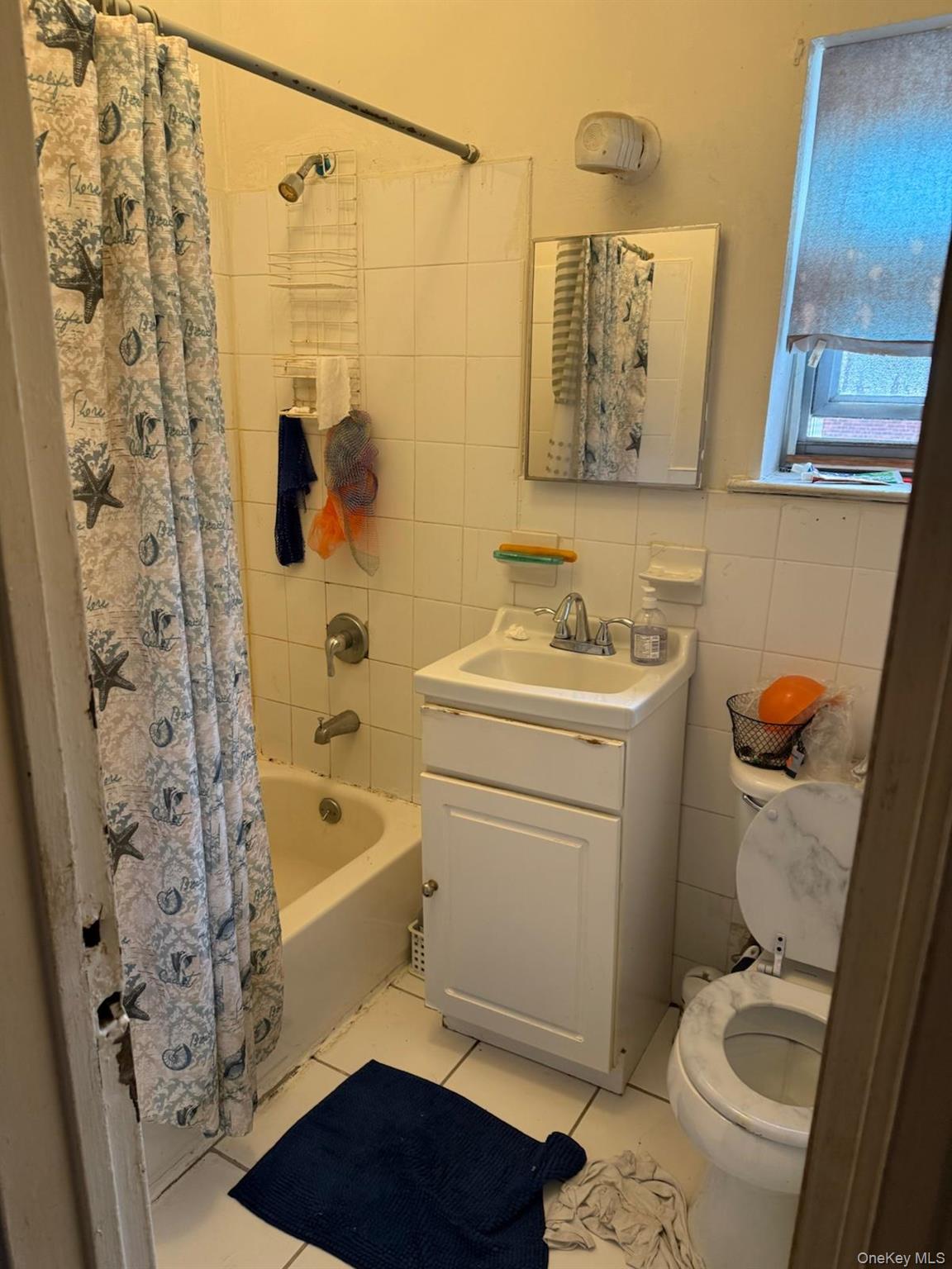 3800 Bronxwood Avenue Property Photo 8