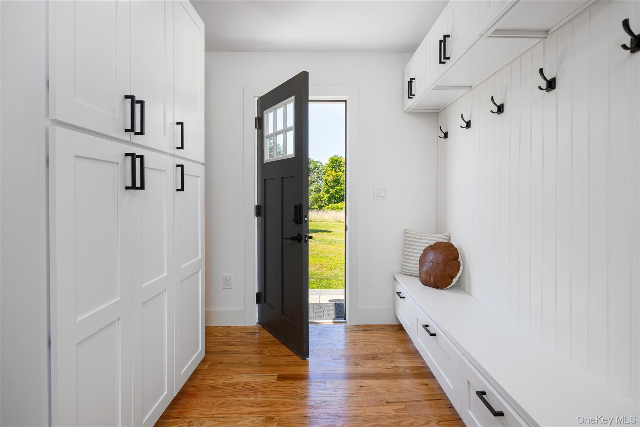 327 Hynes Road Property Photo 16