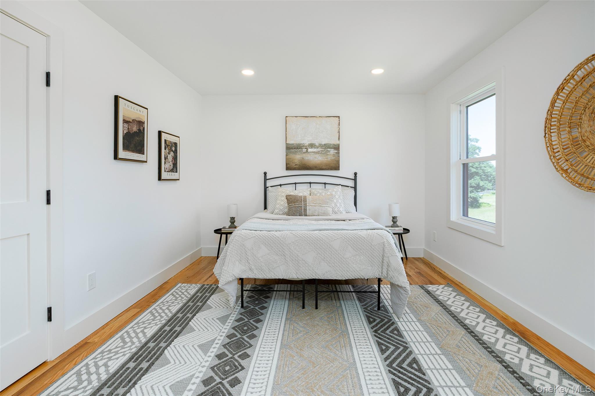 327 Hynes Road Property Photo 28
