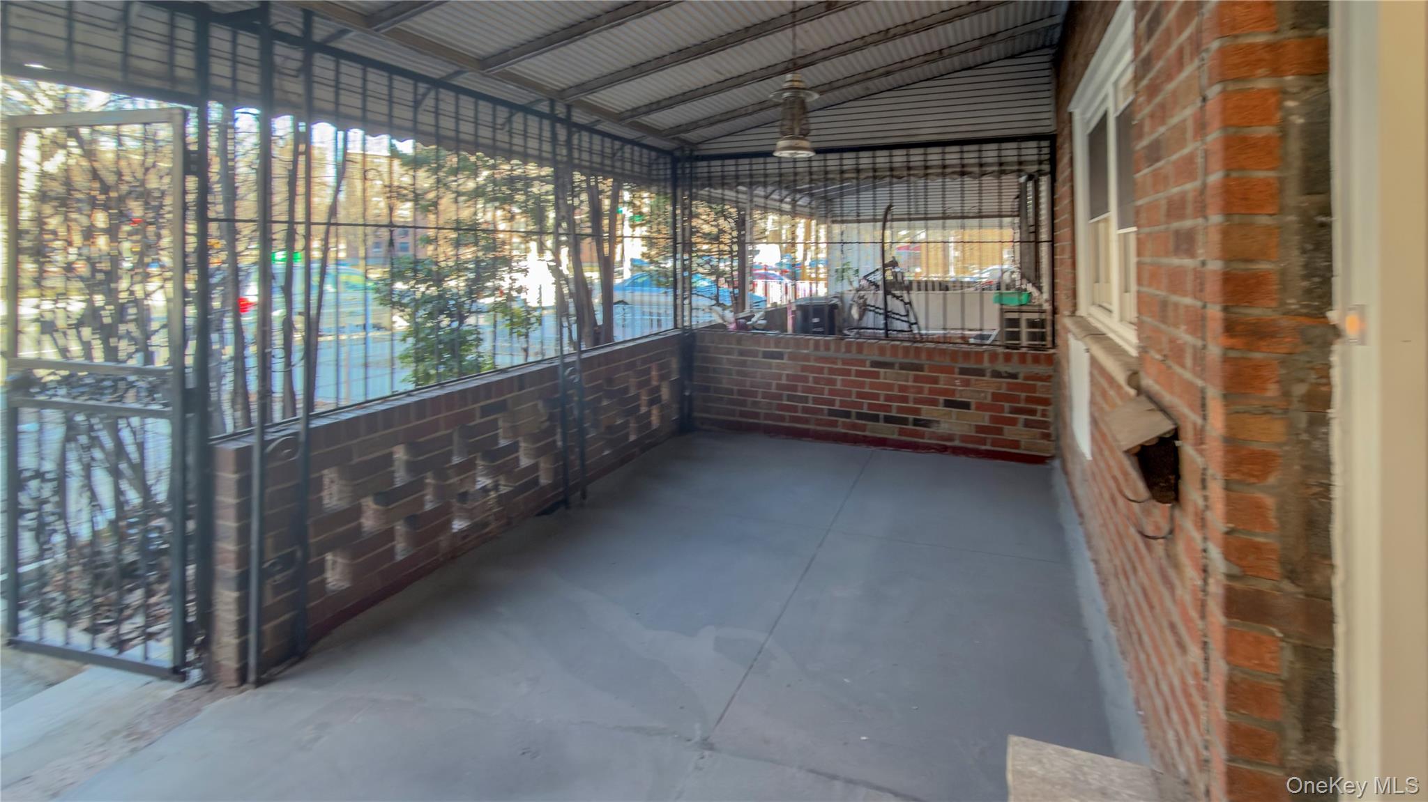 330 Wortman Avenue Property Photo 10
