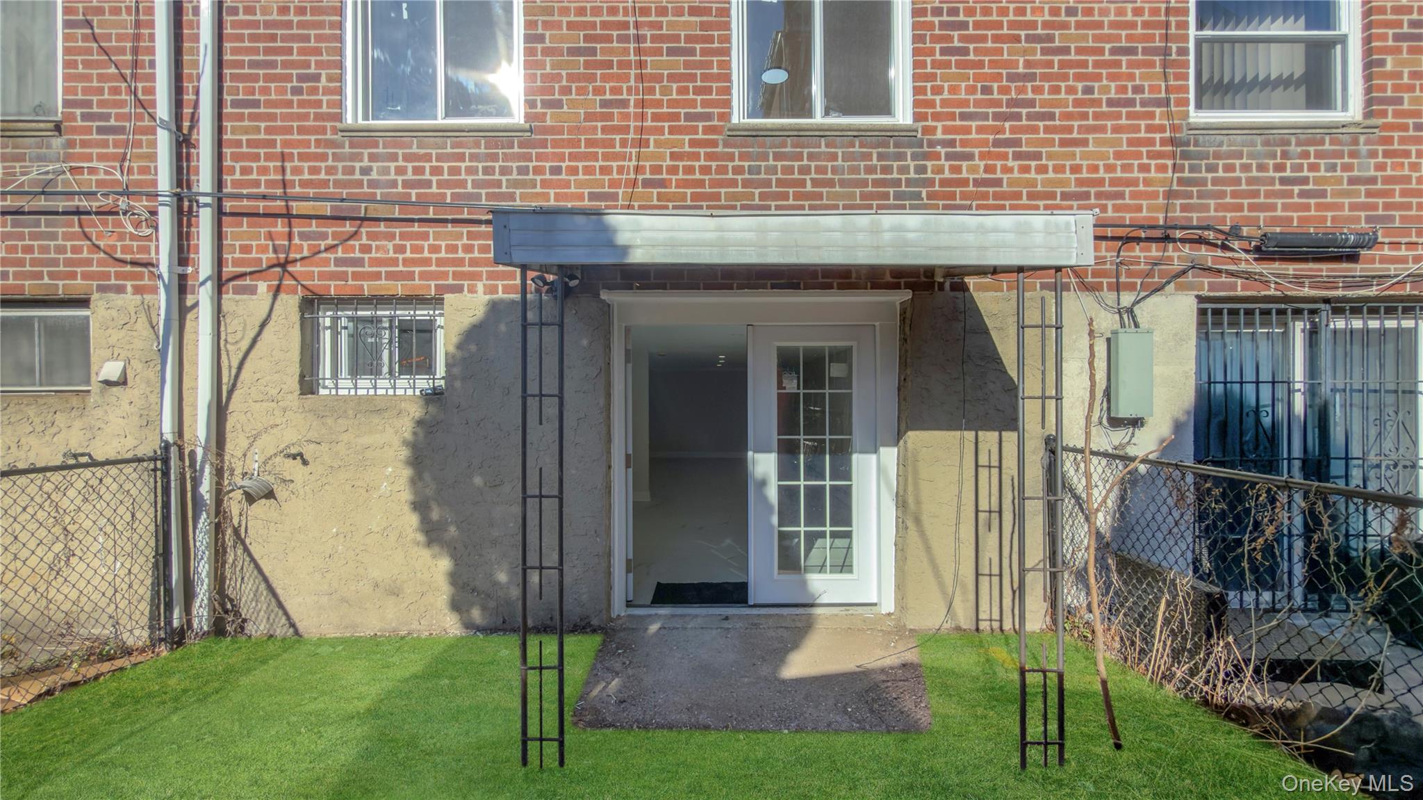 330 Wortman Avenue Property Photo 48