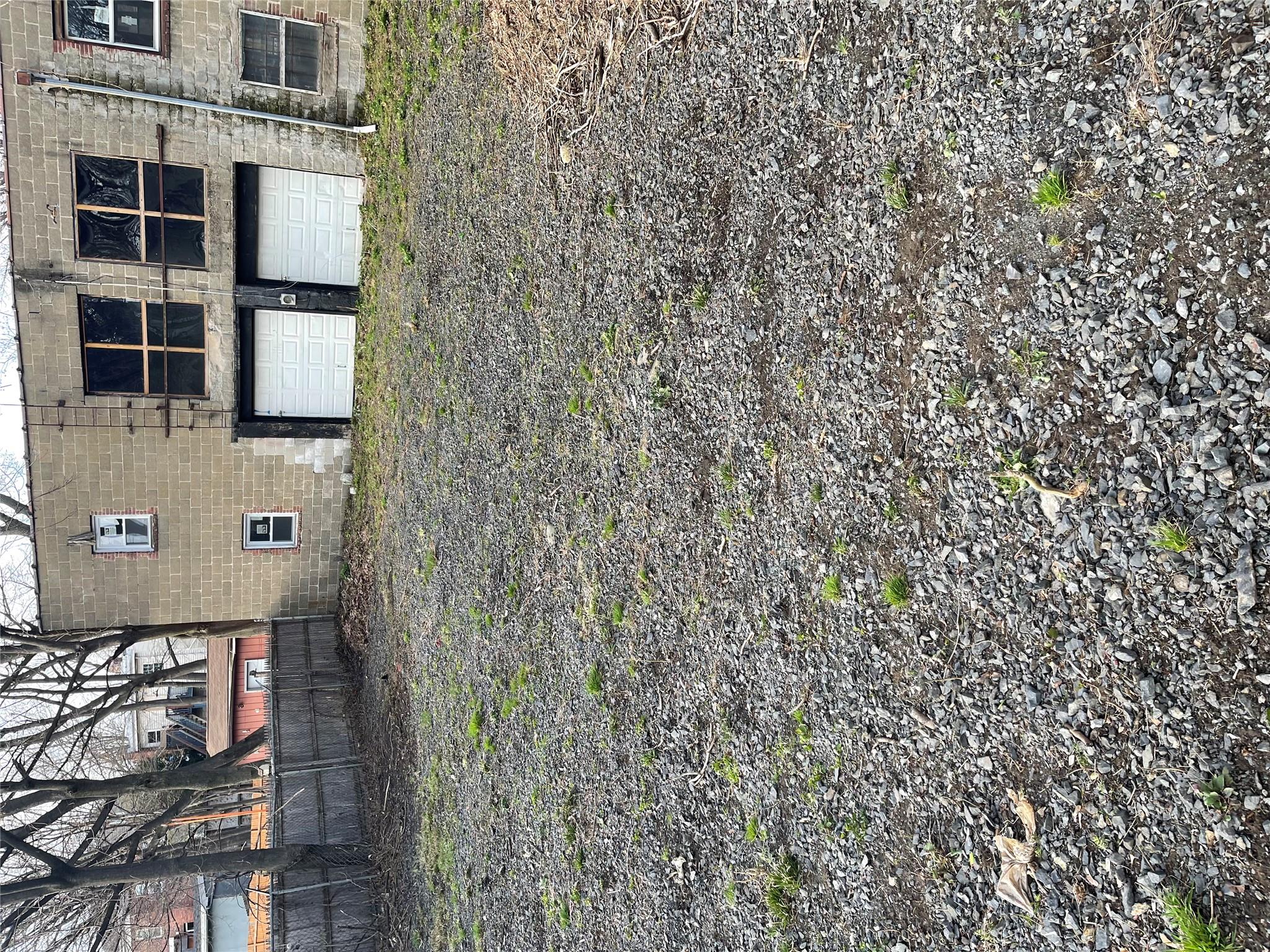 18 Hasbrouck Street Property Photo 11