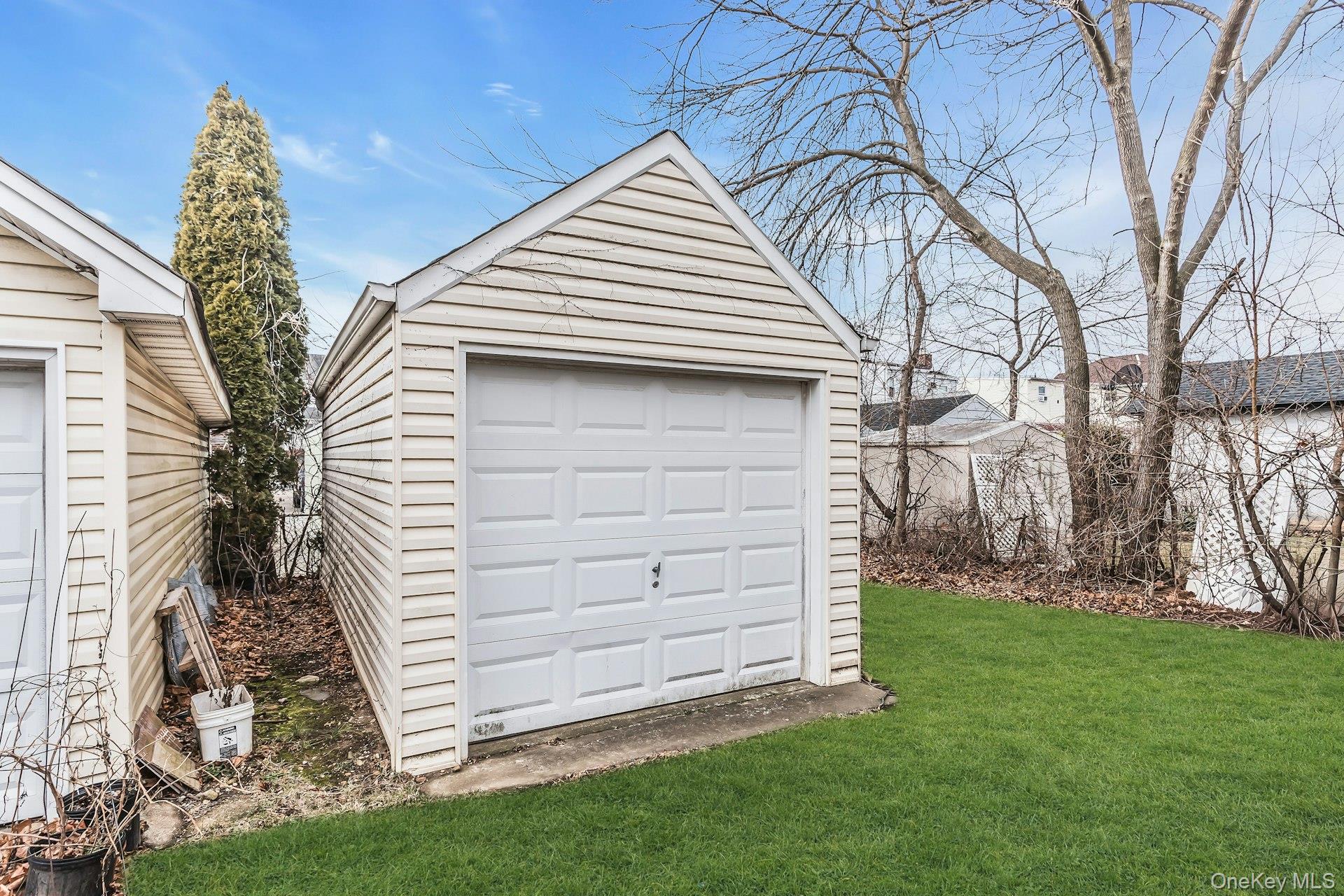 949 N 7th Street Property Photo 4