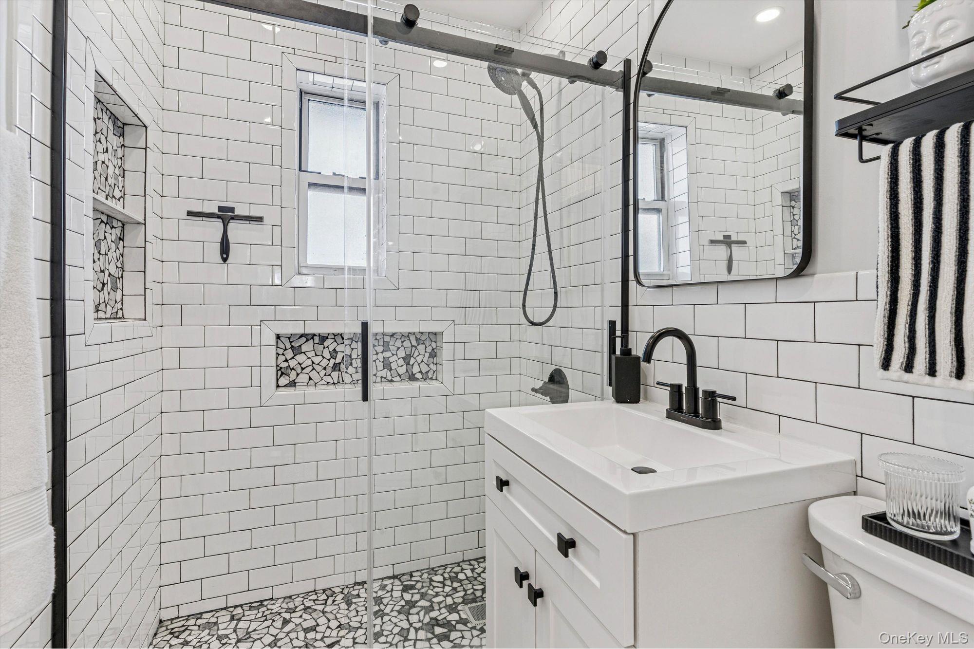 411 Merrick Road B Property Photo 7