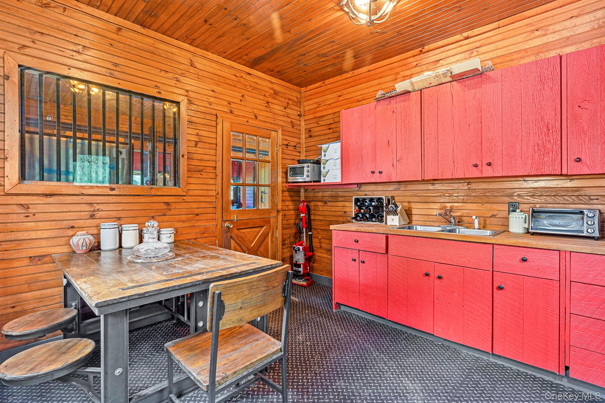 101 Drake Road Property Photo 45