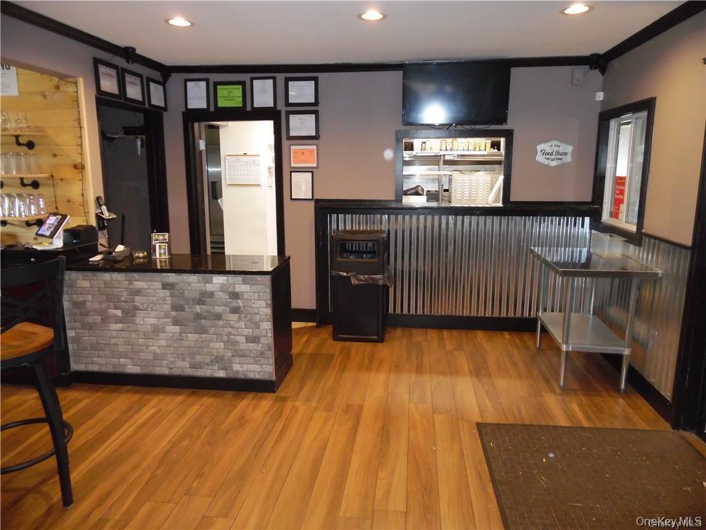 89 Sullivan Avenue Property Photo 9