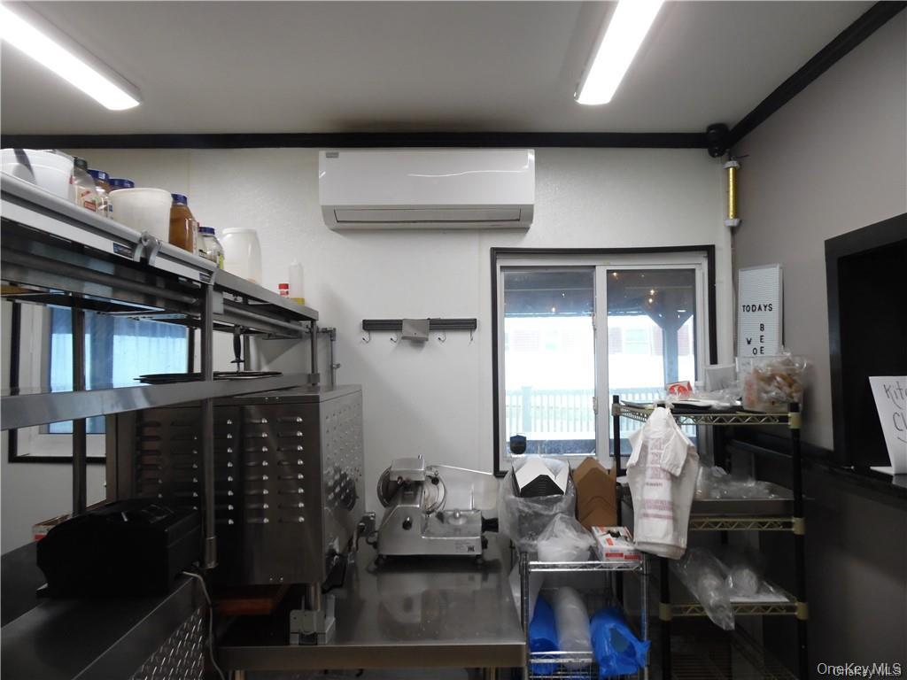 89 Sullivan Avenue Property Photo 14