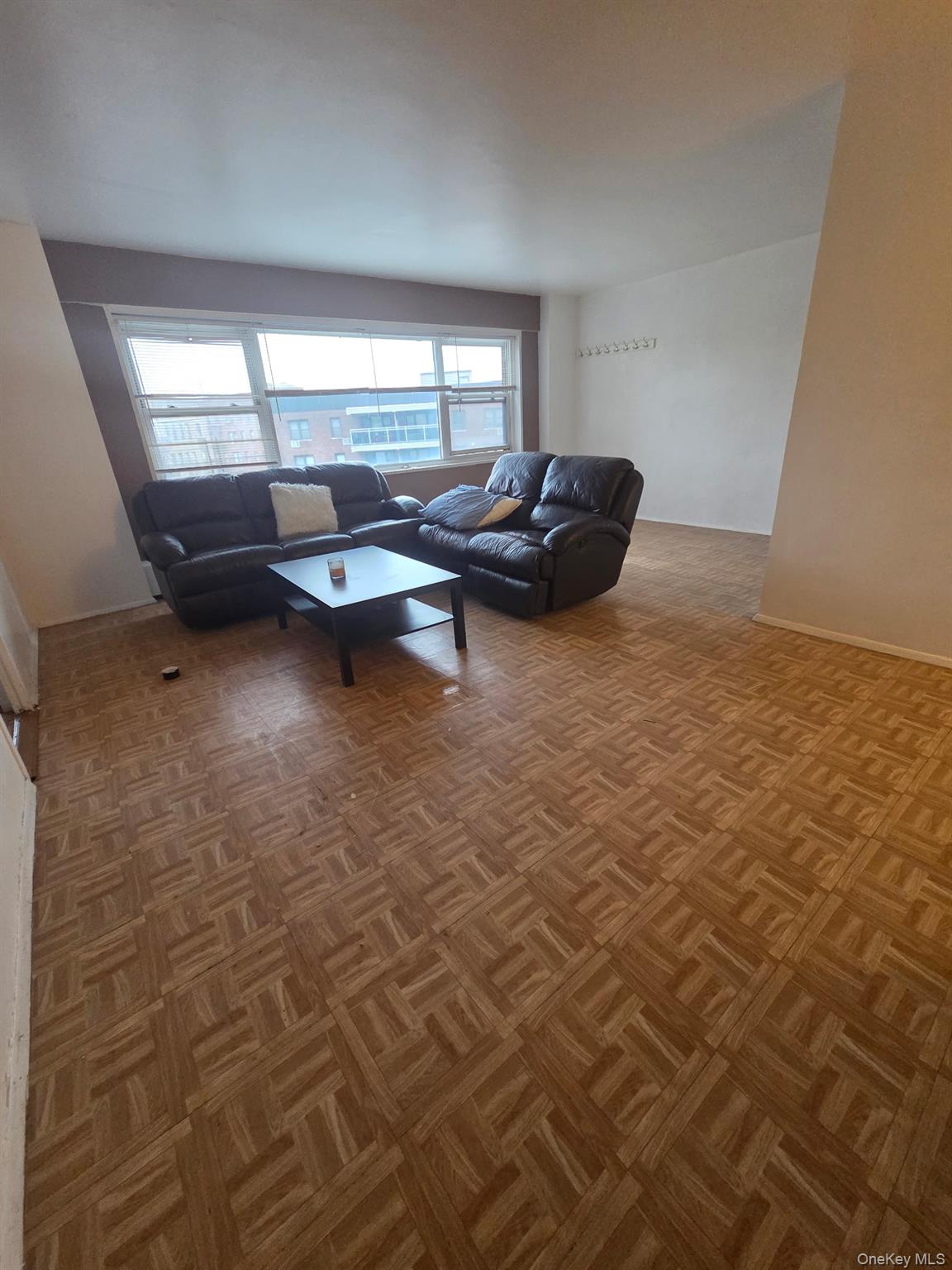 8 Fordham Hill Oval #6b Property Photo 4