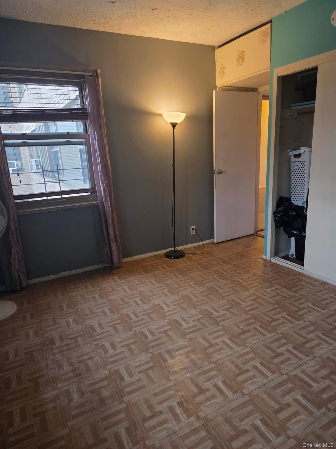 8 Fordham Hill Oval #6b Property Photo 11