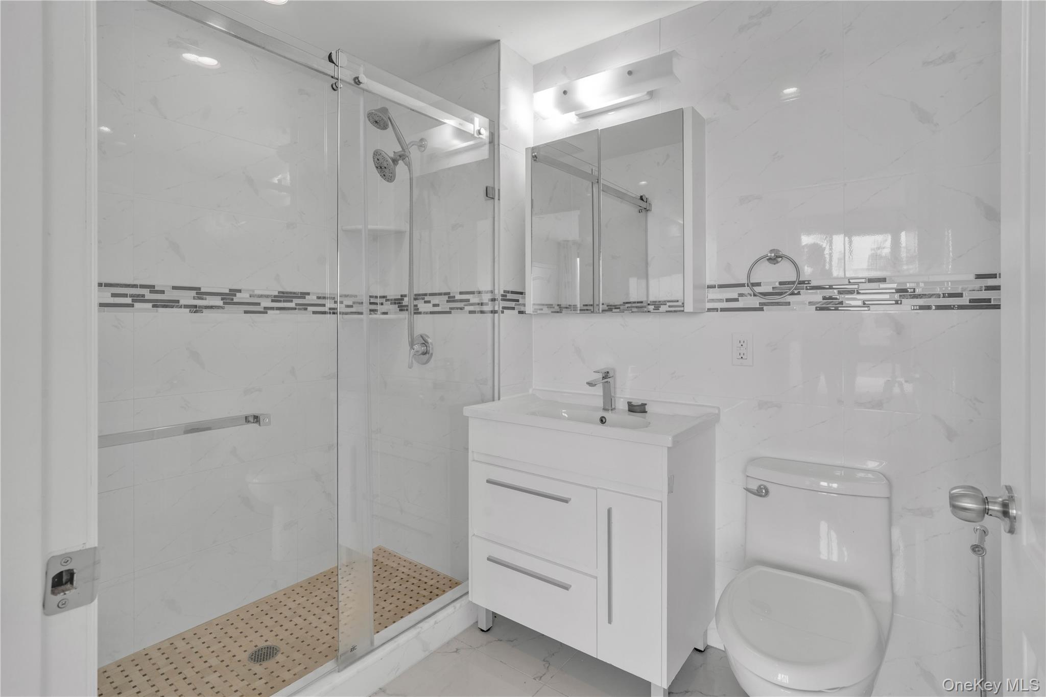 4516 83 Street E8f Property Photo 11