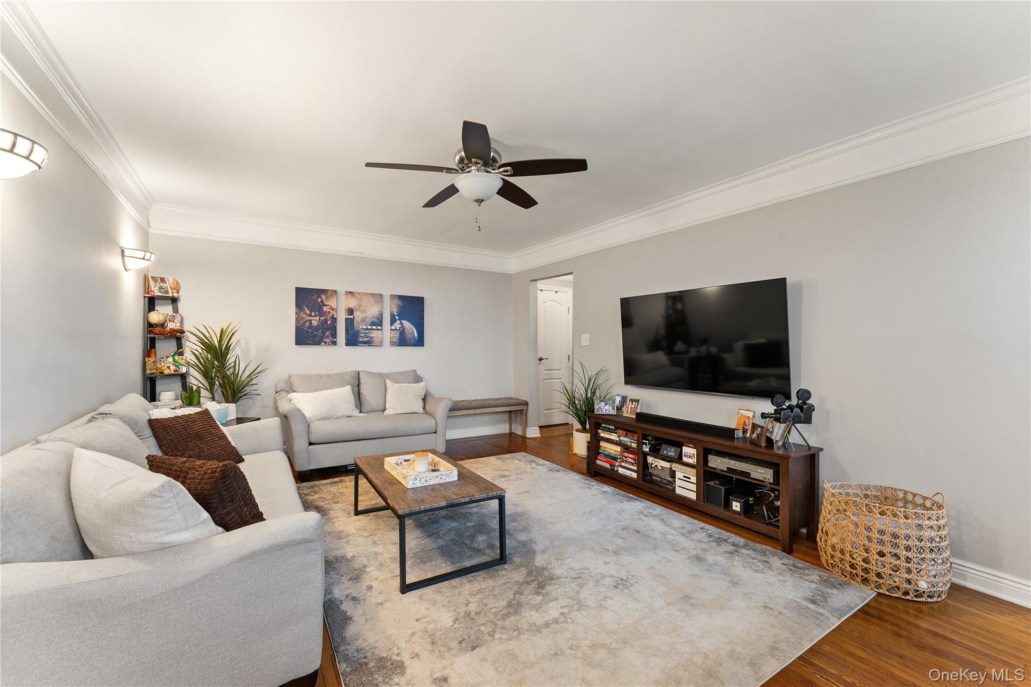 472 Gramatan Avenue Bldg 6, Unit Bb4 Property Photo 2